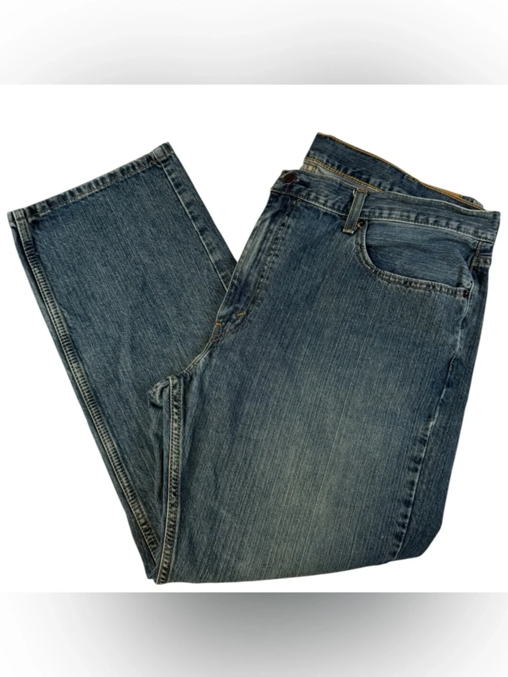 Levi's Men's Medium Blue Straight Leg Jeans